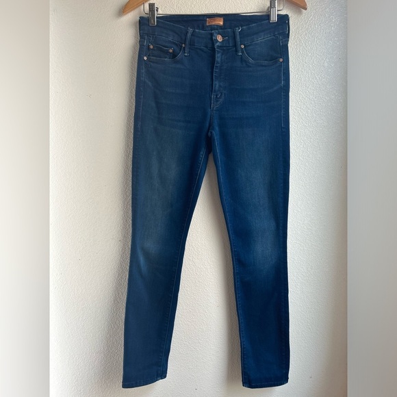 Mother | The Looker Jeans - Picture 4 of 11